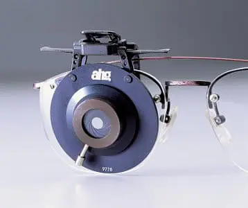 Flip Up Blinder With Iris - Master